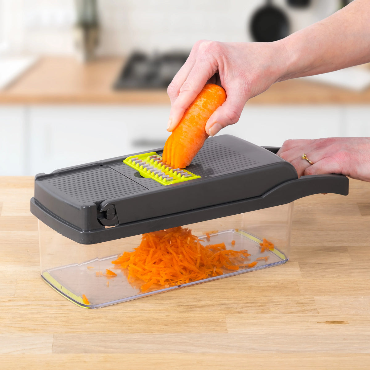 16-in-1 Multi-Functional Vegetable Cutter Set with Safety Guard