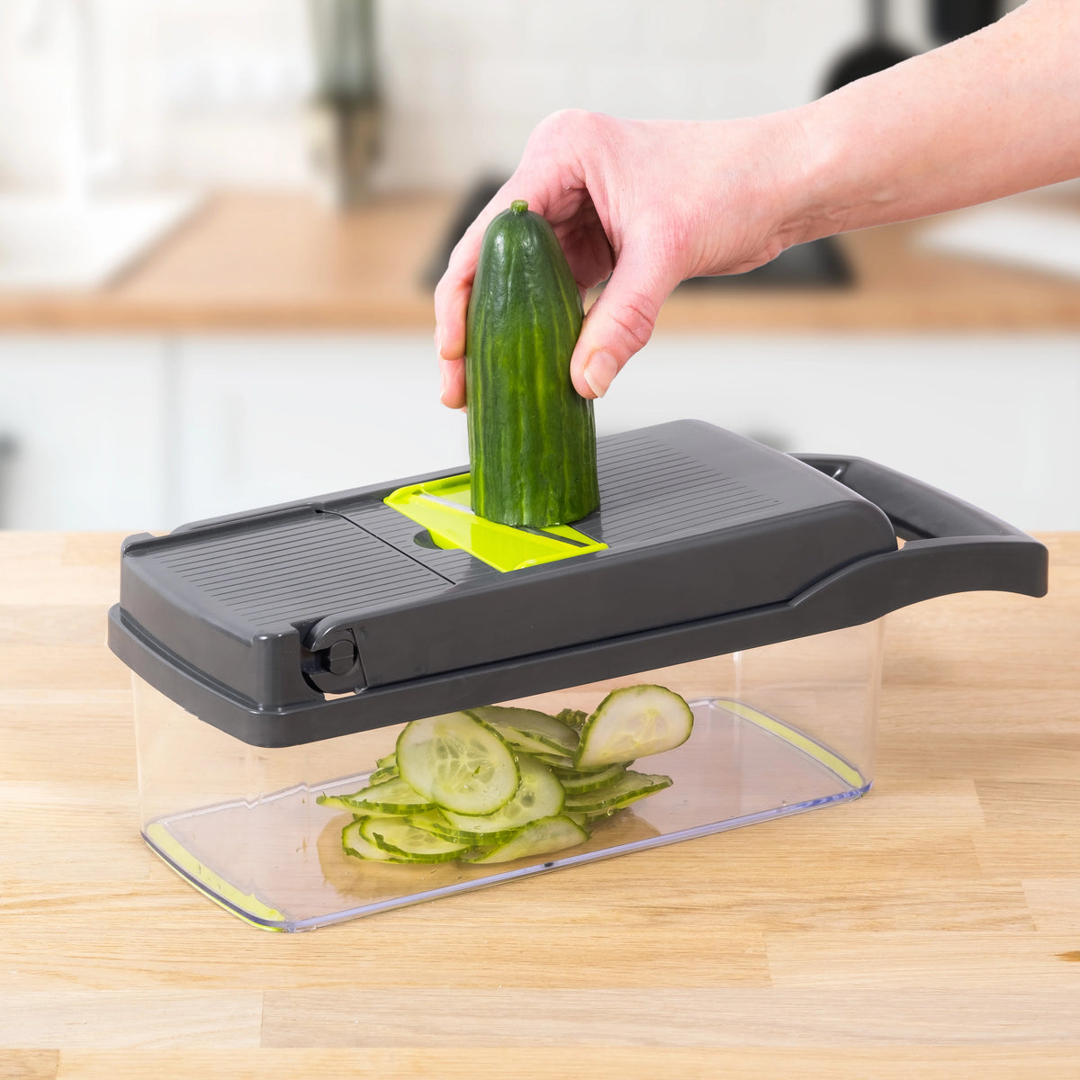 16-in-1 Multi-Functional Vegetable Cutter Set with Safety Guard